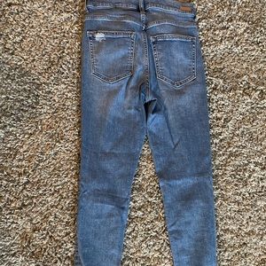 High waisted skinny jeans